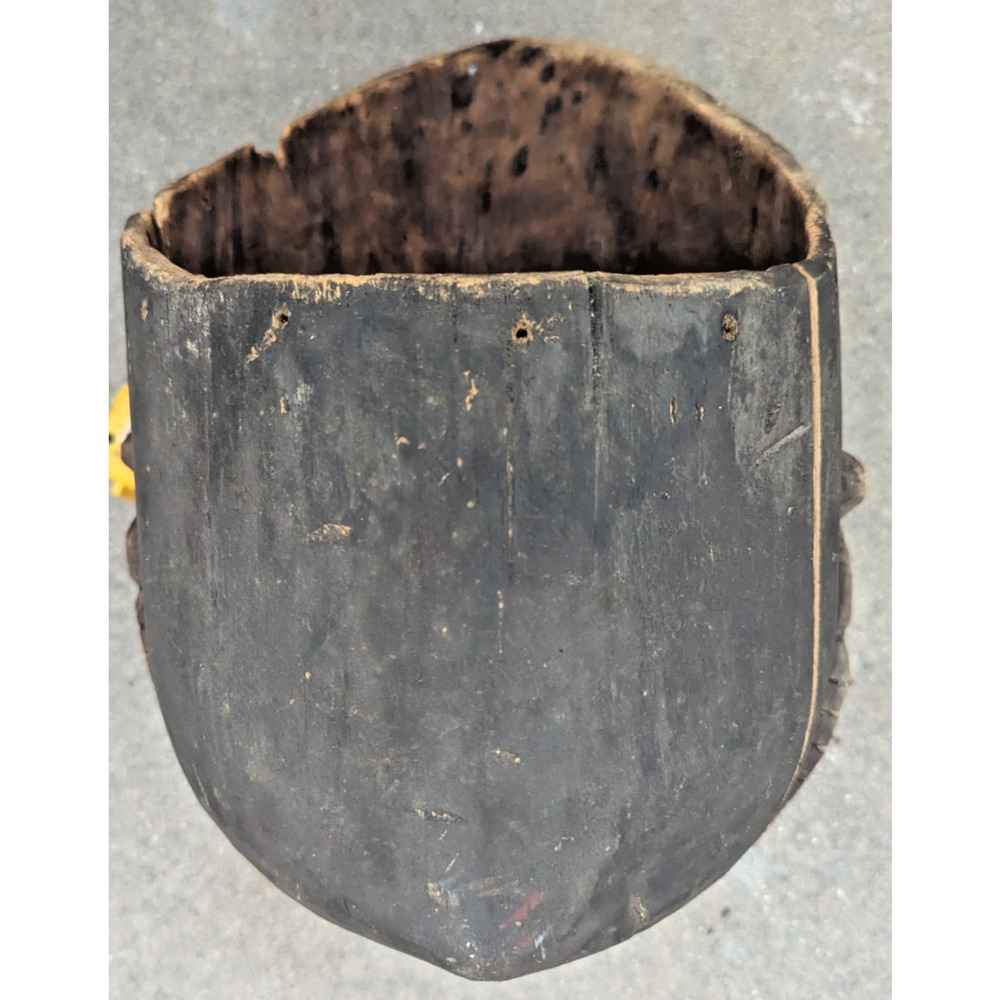 African Tribal Helmet Mask Makonde ? Carved Lightweight Wood As Is - Picture 9 of 16